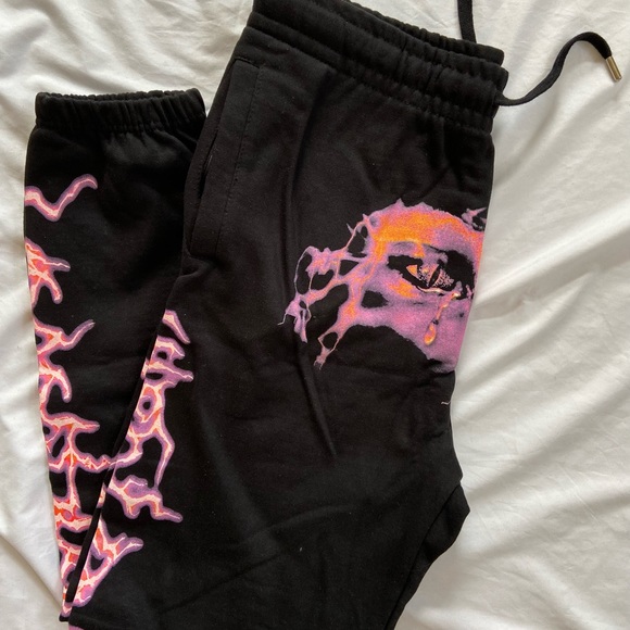 NBA Youngboy Vlone Eyes Sweatpants - Picture 2 of 16